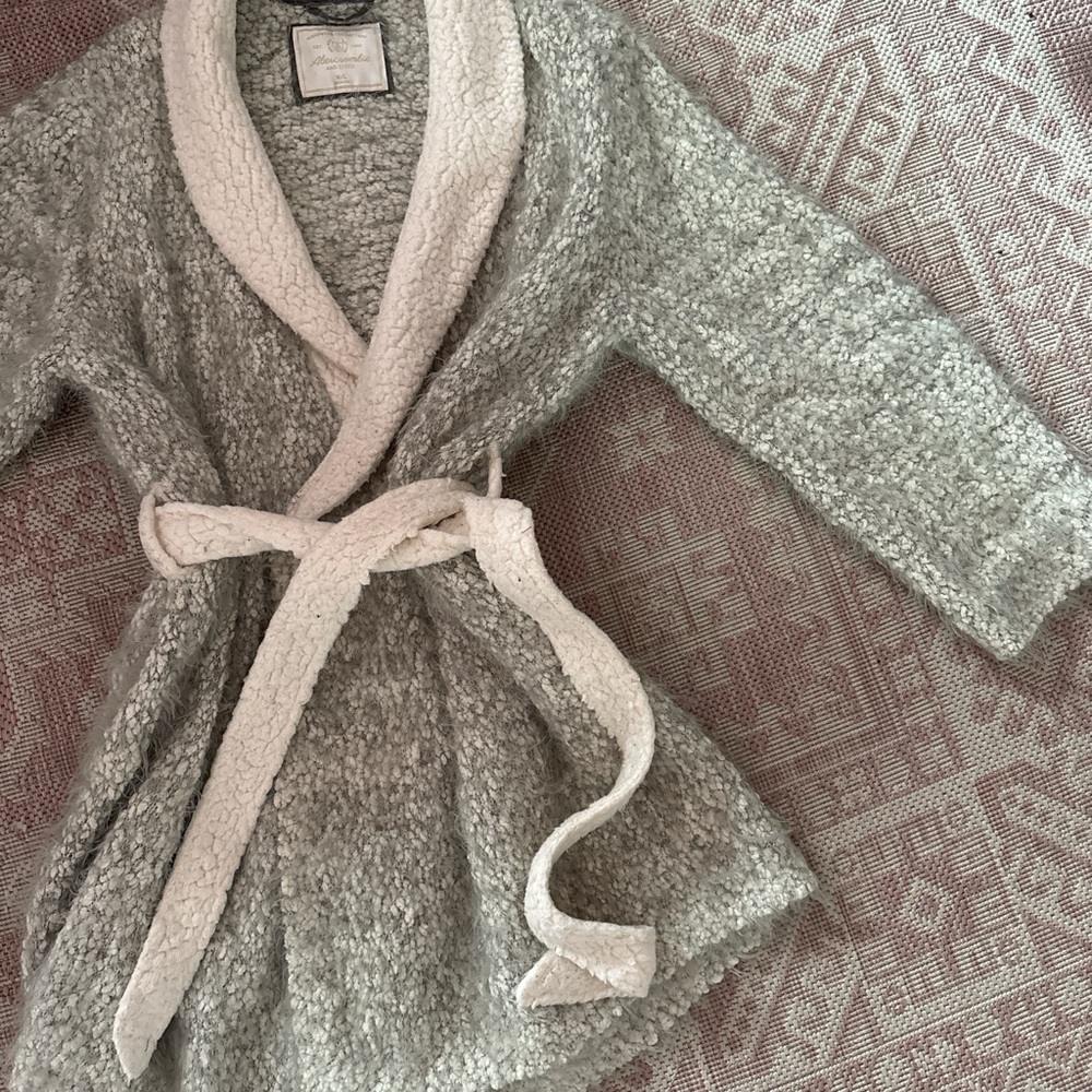 Abercrombie Gray Robe - Picture 3 of 4